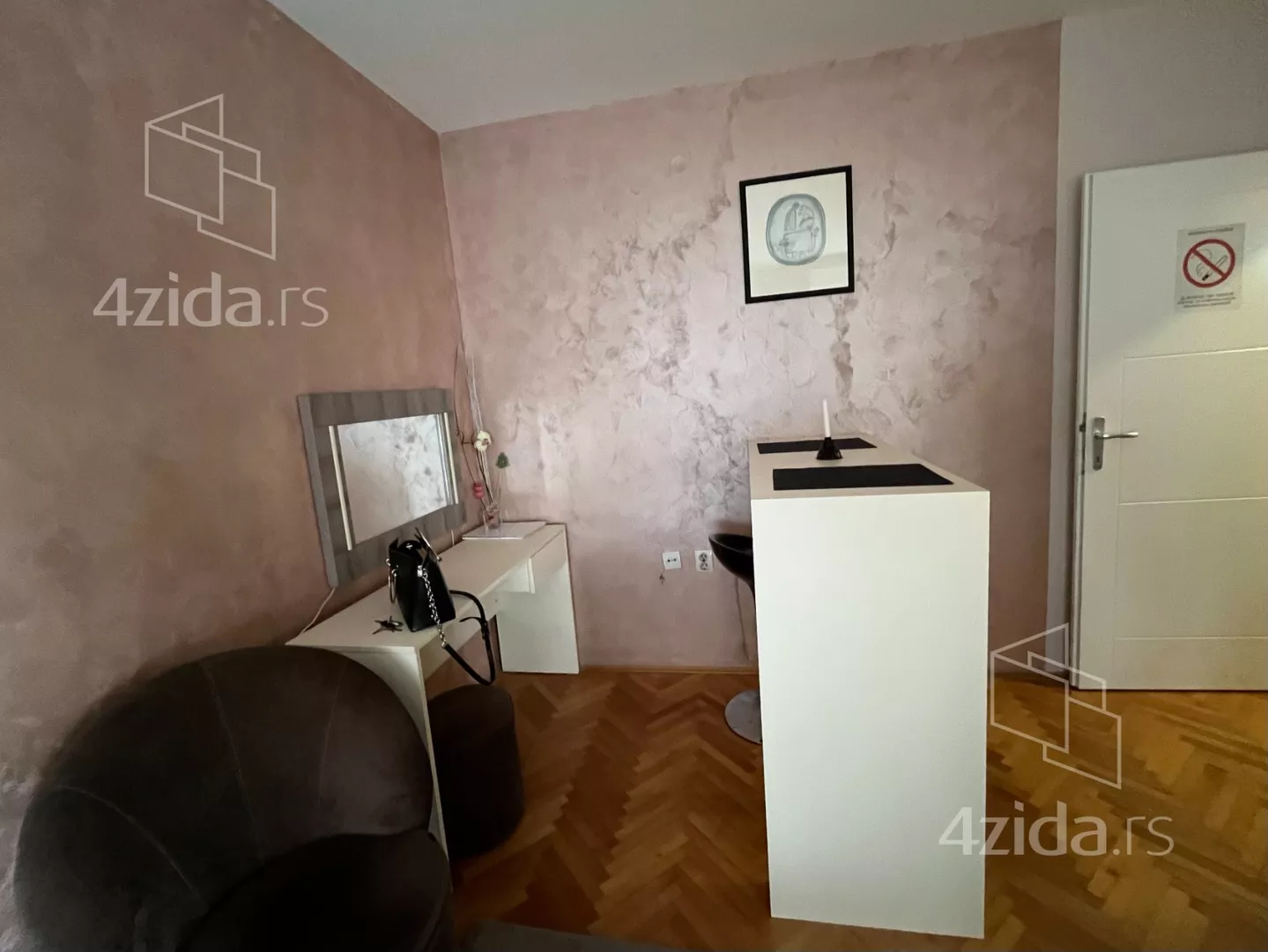 Garsonjera | 4zida