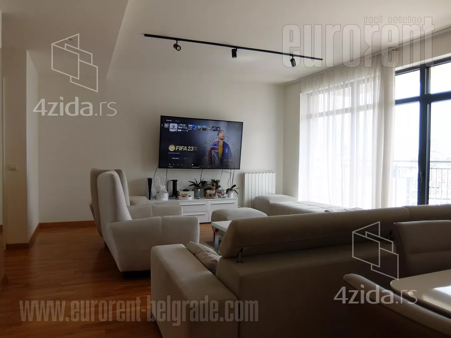 Četvorosoban stan | 4zida