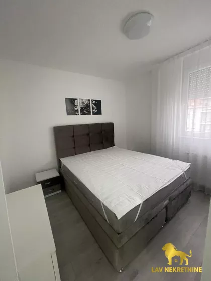 JANKA ČMELIKA | 4zida.rs