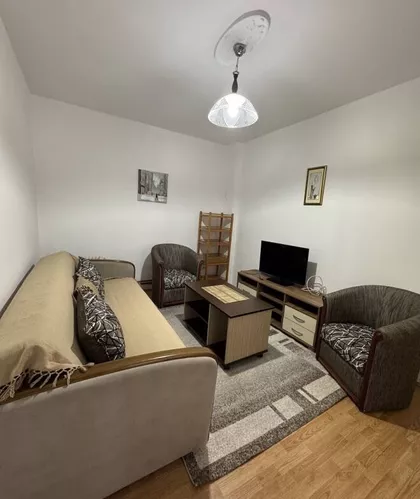 Braće Kovač bb | 4zida.rs