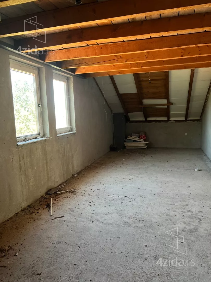 3-etažna kuća | 4zida