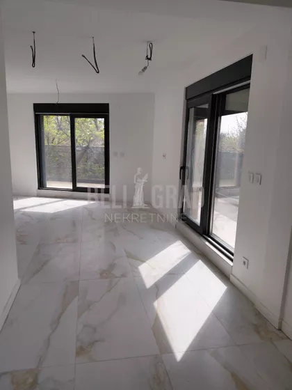 Zlatiborska | 4zida.rs