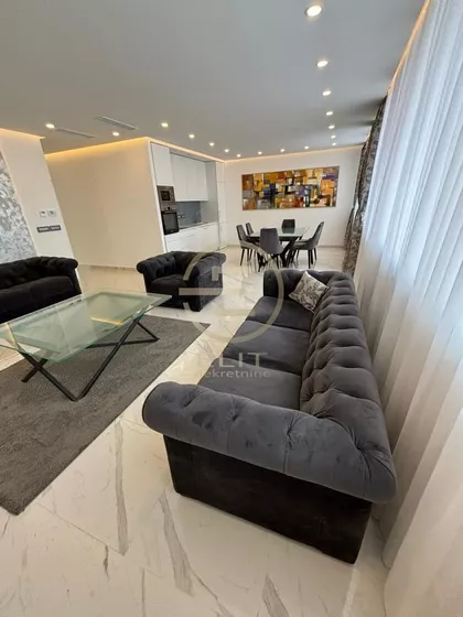 Tatarsko Brdo | 4zida.rs