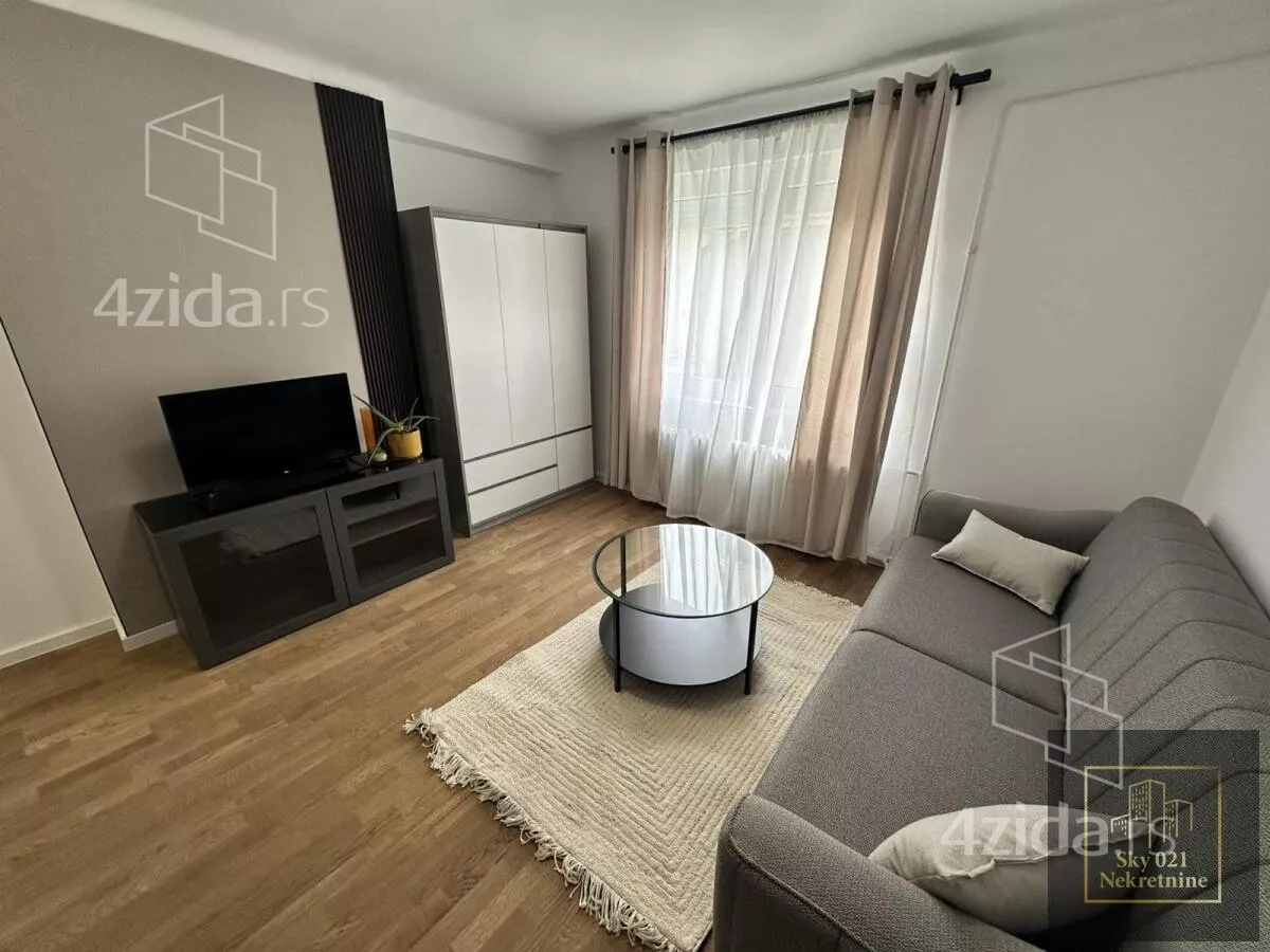 Garsonjera | 4zida