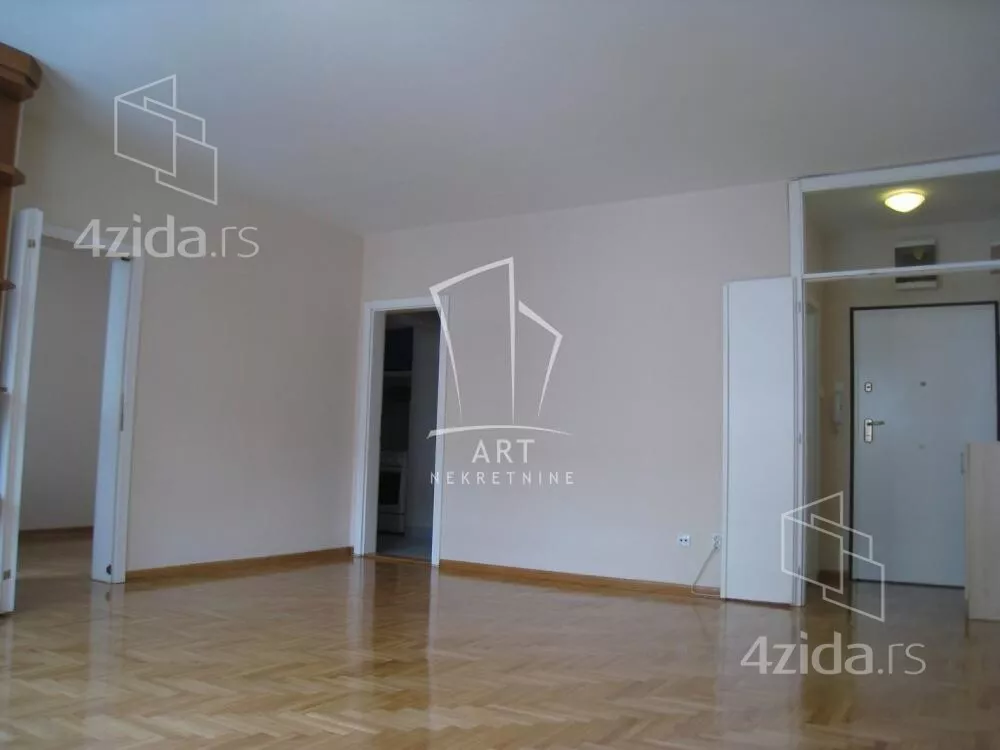 Kancelarija | 4zida