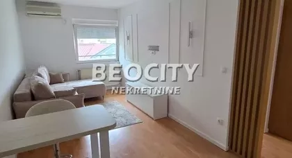 Bulevar Cara Lazara | 4zida.rs