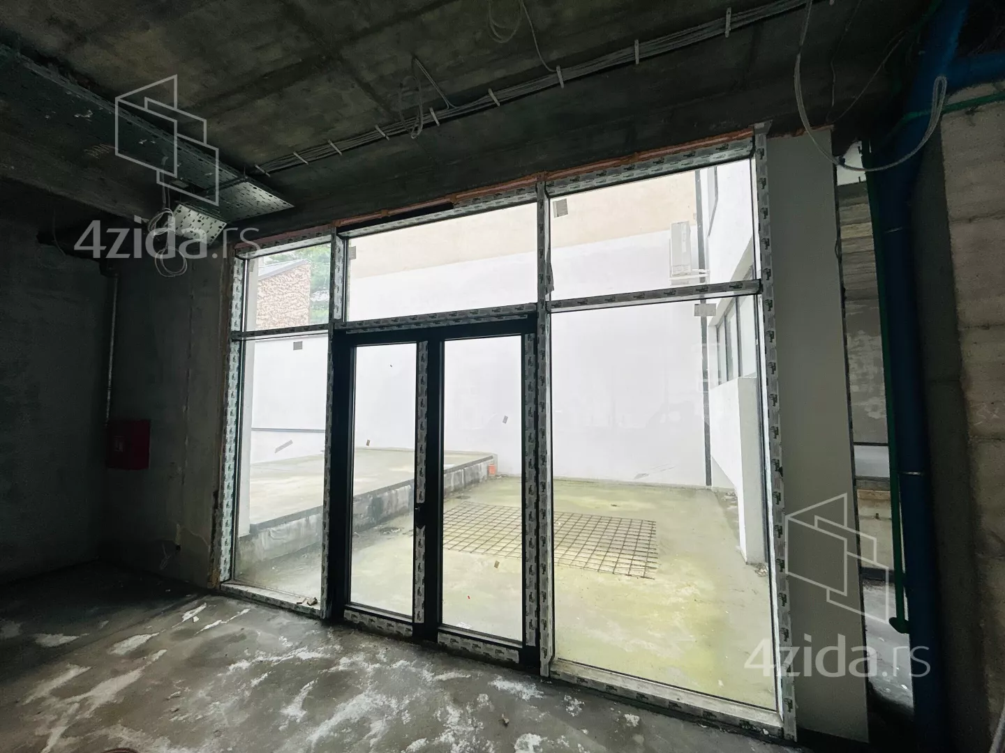 Poslovni prostor | 4zida