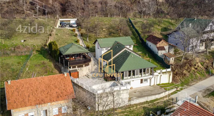 3-etažna kuća | 4zida