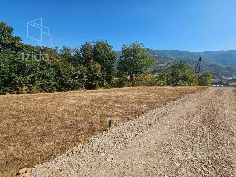 Plac | 4zida