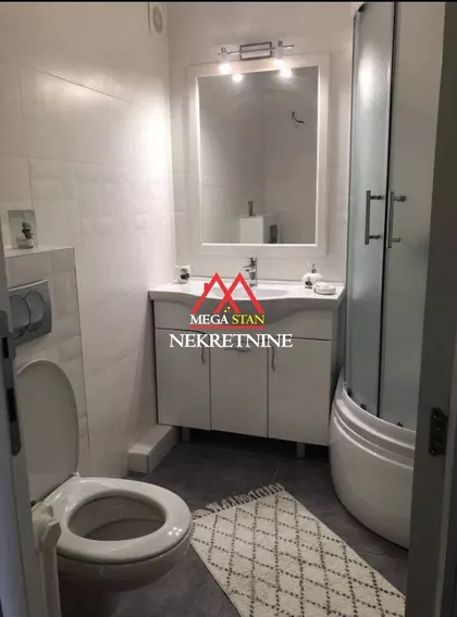 Bulevar Cara Lazara | 4zida.rs