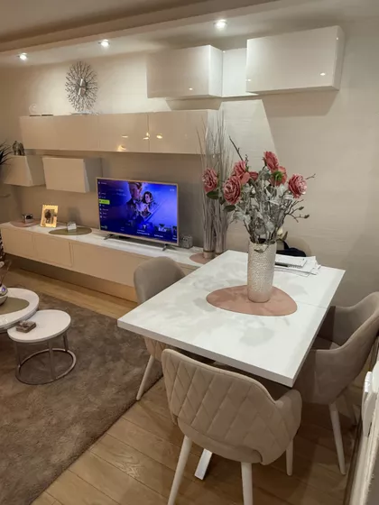 Benska Bara | 4zida.rs