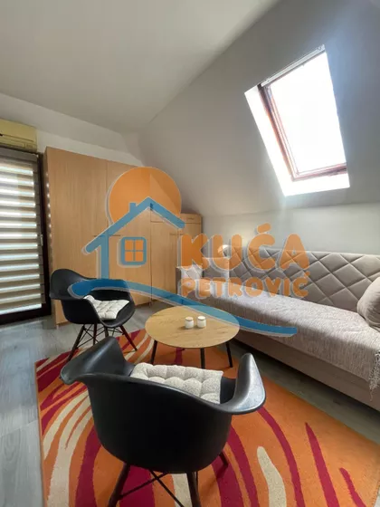 Prvomajska | 4zida.rs