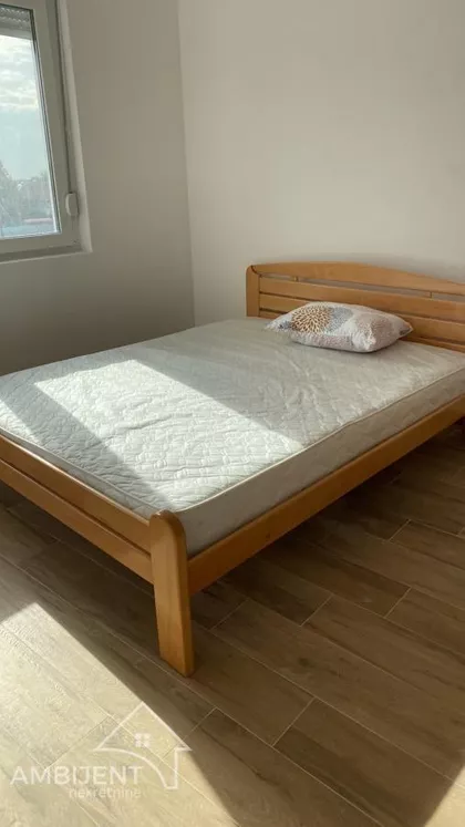 Novi Banovci | 4zida.rs