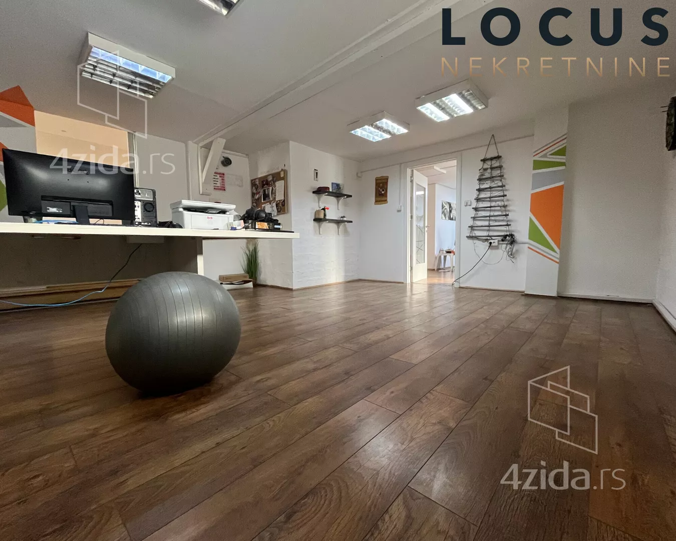 Lokal | 4zida