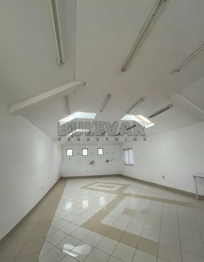 Hadžićeva | 4zida.rs