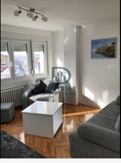 Dom Zdravlja | 4zida.rs