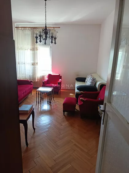 Vlajkovićeva | 4zida.rs