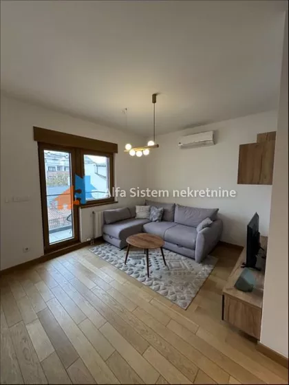 Južni Bulevar | 4zida.rs