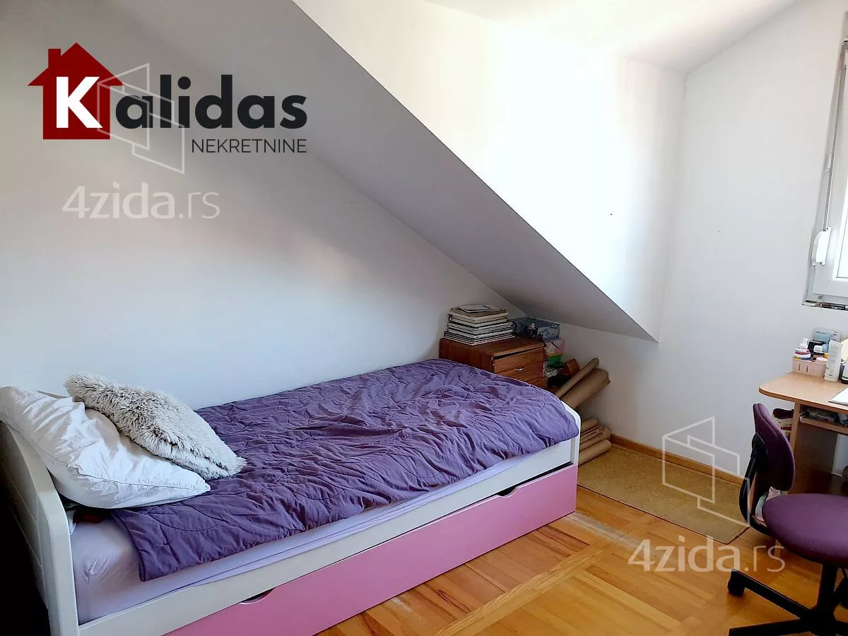 Petosoban stan | 4zida