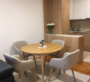 Pantelej, Gradske lokacije, Niš, 3.0 stan | 4zida.rs