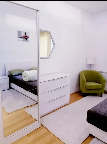 Skerlićeva bb | 4zida.rs