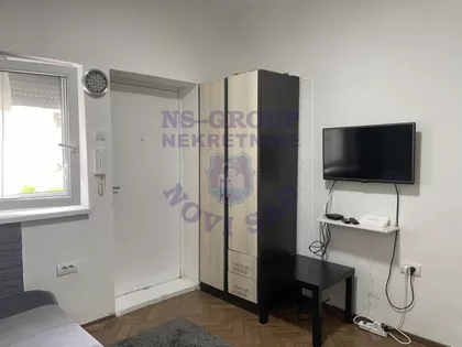 Petrovaradinsko Podgrađe - Gradić | 4zida.rs