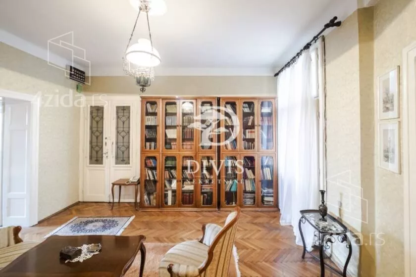 Četvoroiposoban stan | 4zida