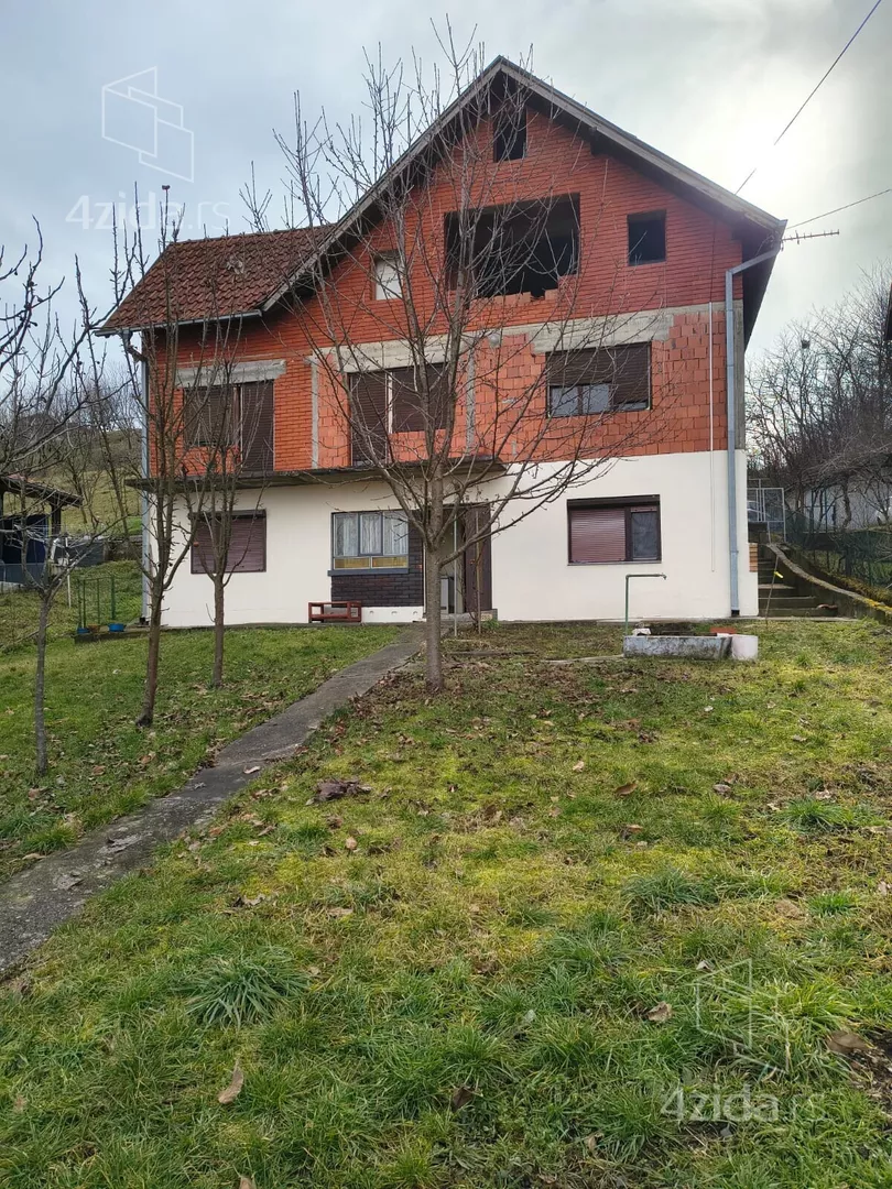 3-etažna kuća | 4zida