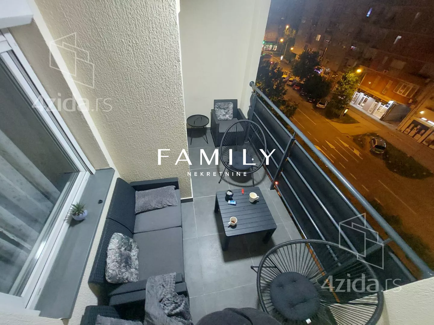 Jednoiposoban stan | 4zida