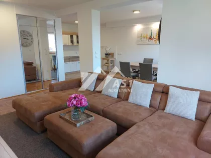 Gundulićeva | 4zida.rs