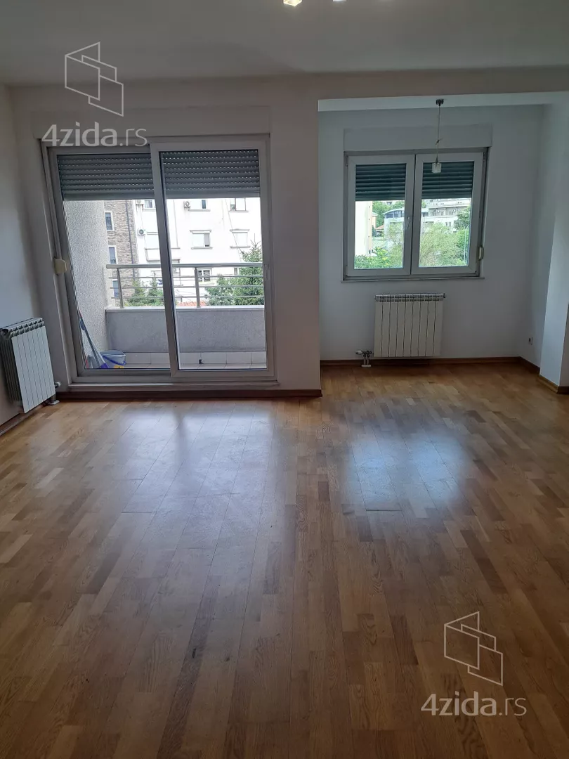 Dvosoban stan za izdavanje, Neimar, 650€, 56m²