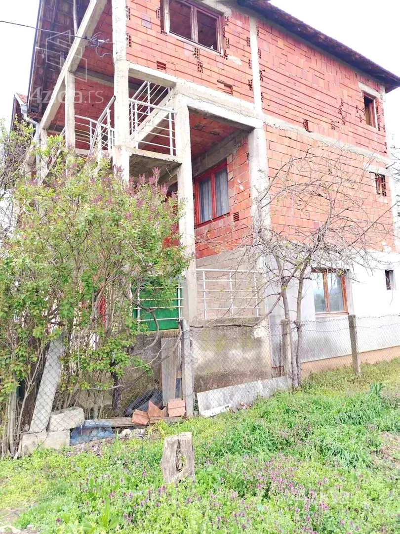 3-etažna kuća | 4zida