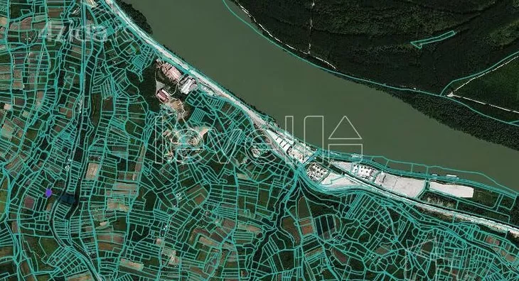 Plac | 4zida