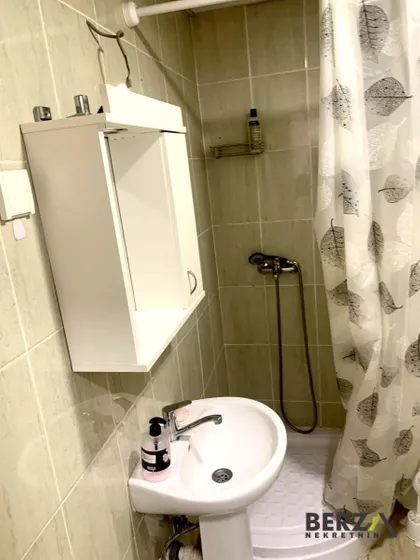 Bulevar Patrijarha Pavla (Somborski Bulevar) | 4zida.rs