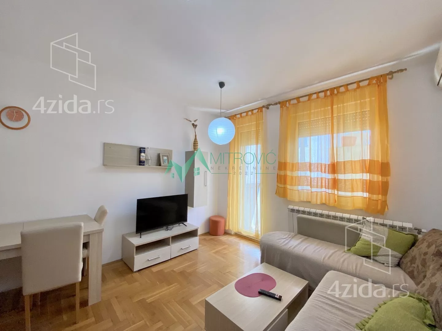 Dvoiposoban stan | 4zida