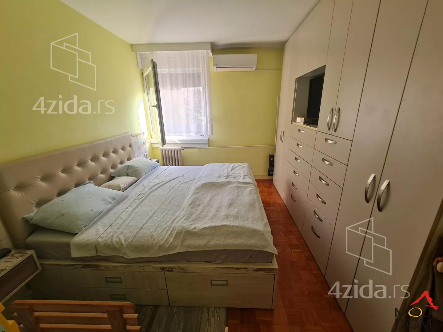 Dvoiposoban stan | 4zida