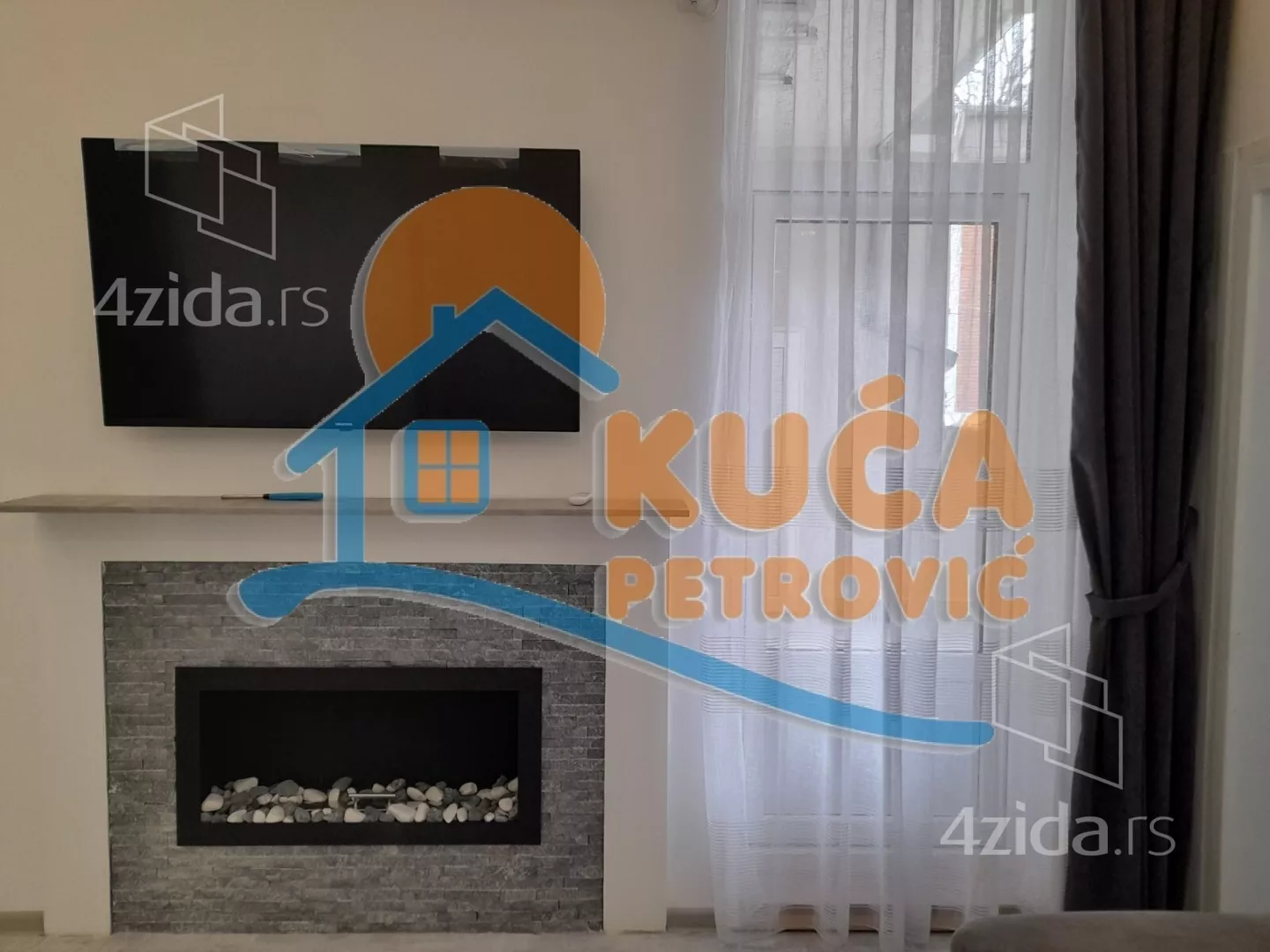 Troiposoban stan | 4zida