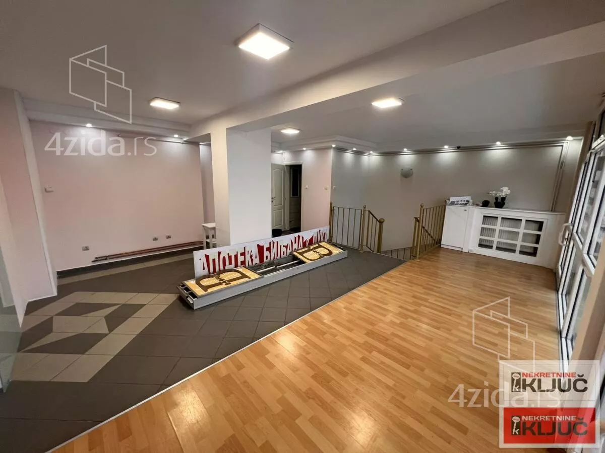 Poslovni prostor | 4zida