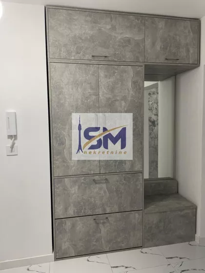 Cara Dušana | 4zida.rs