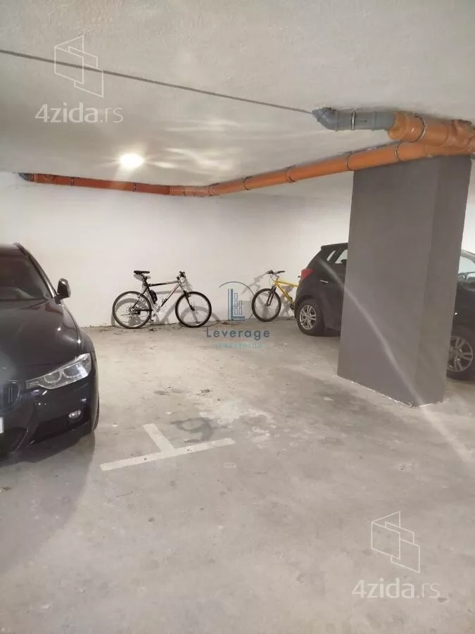 Garaža/Parking | 4zida