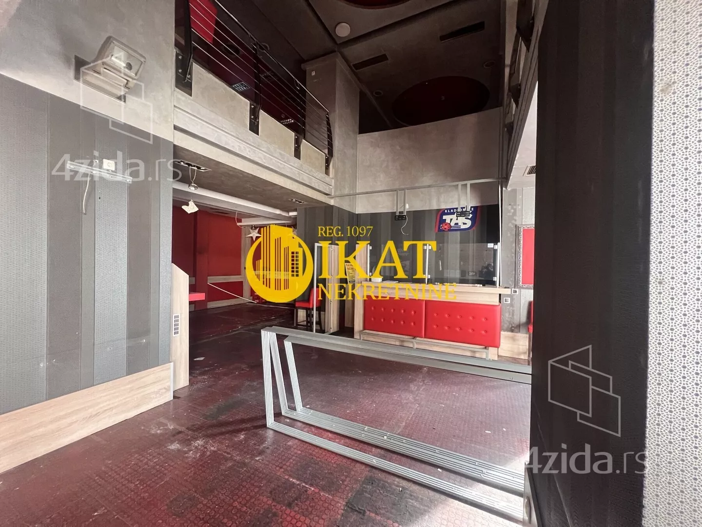 Poslovni prostor | 4zida