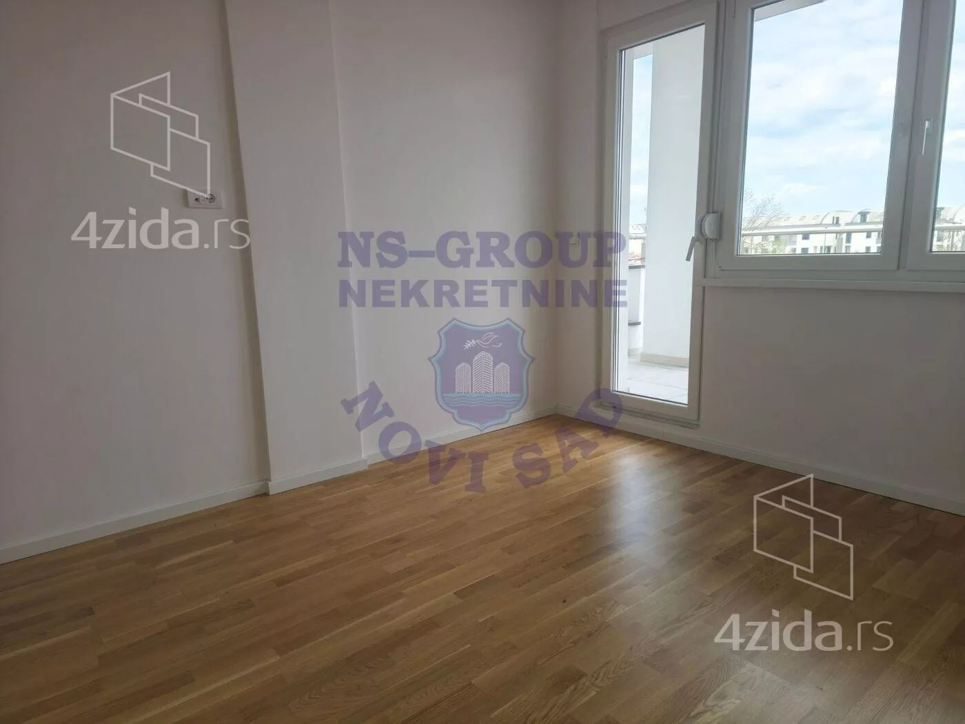 Četvoroiposoban stan | 4zida