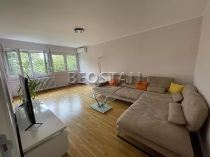 Bulevar Nikole Tesle | 4zida.rs