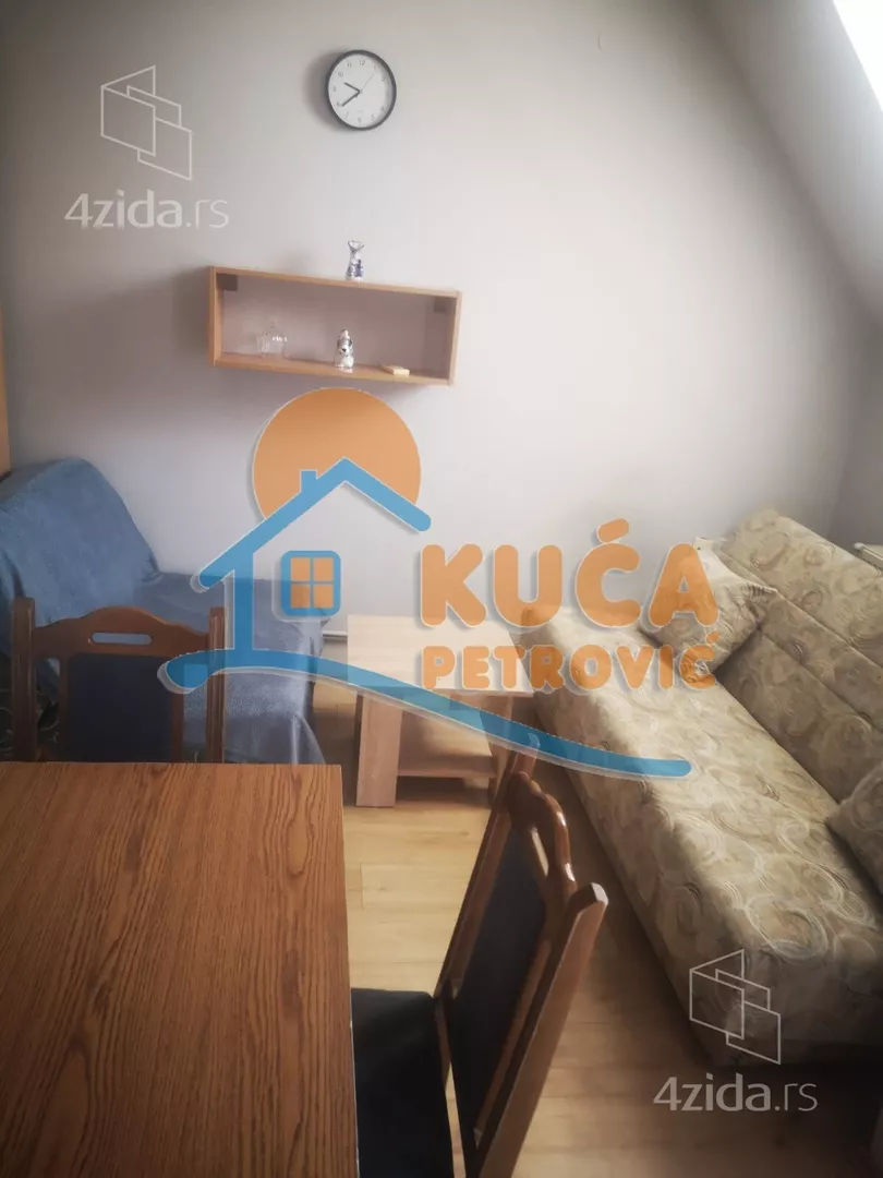 Garsonjera | 4zida