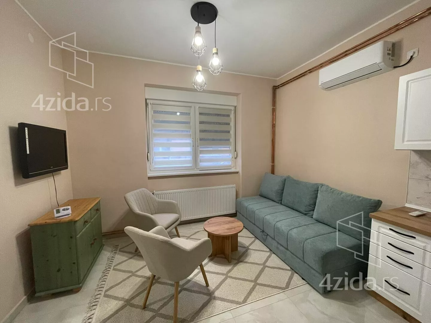 Jednoiposoban stan | 4zida