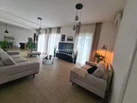 Šestosoban stan | 4zida