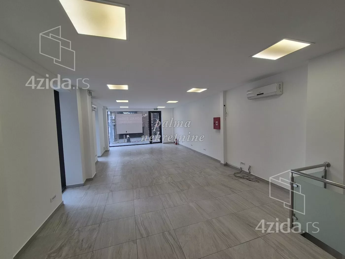 Poslovni prostor | 4zida