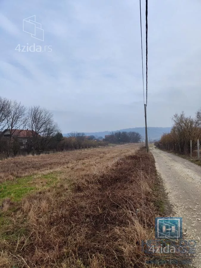 Plac | 4zida