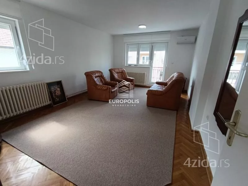 5-etažna kuća | 4zida