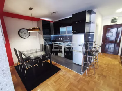 Stojana Novakovića | 4zida.rs